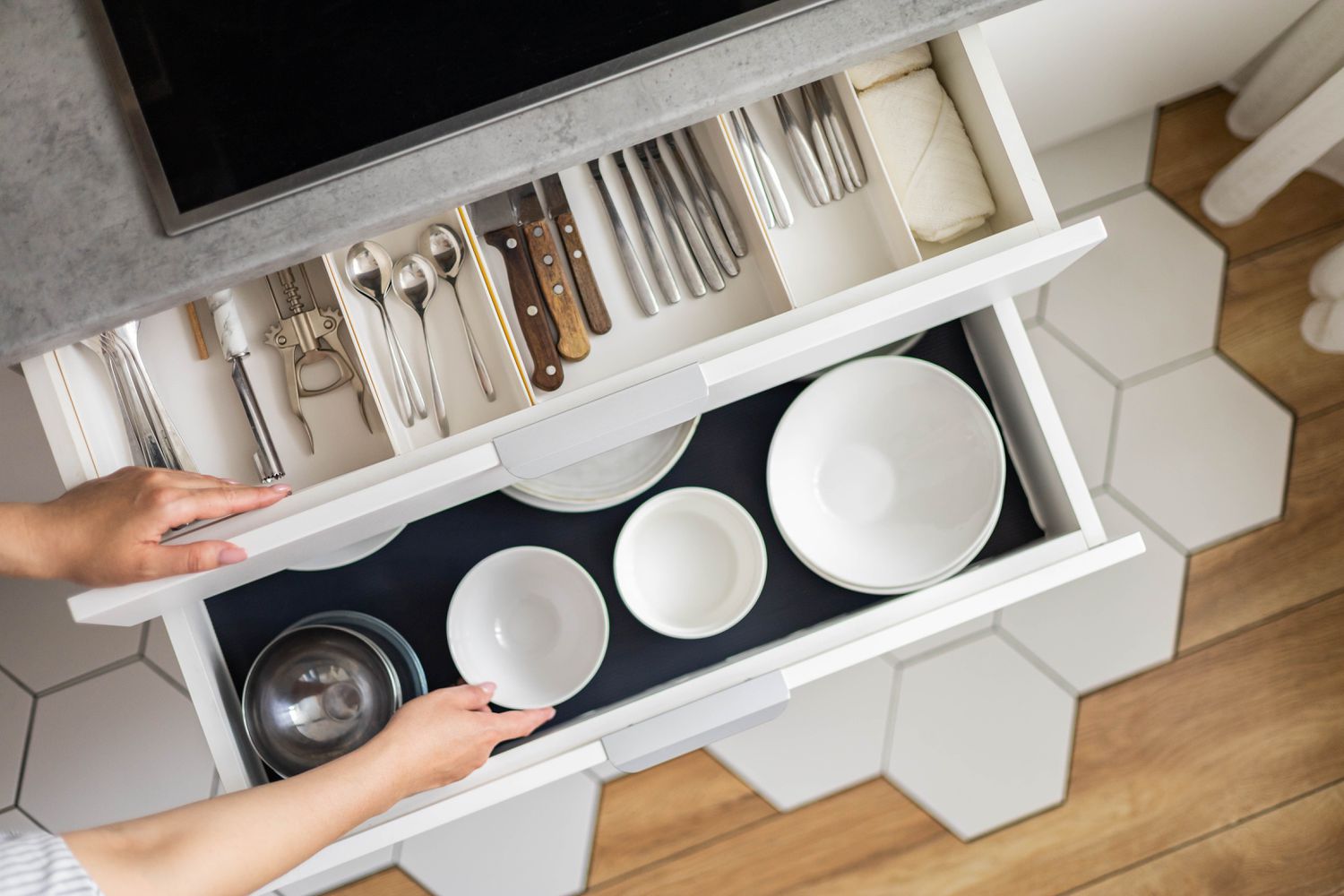 Organising your 2024 kitchen cupboards