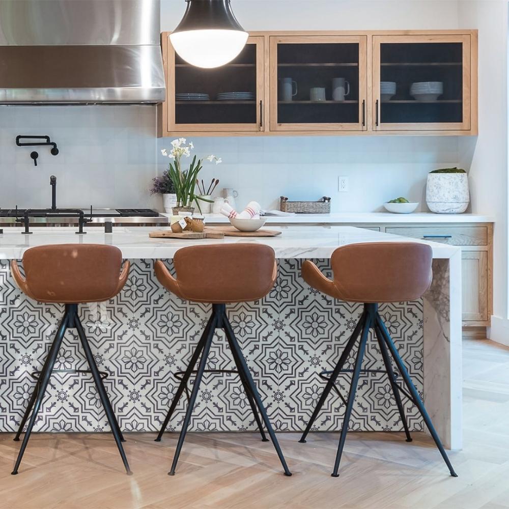 Grey and white vintage self-adhesive 3D tiles in kitchen