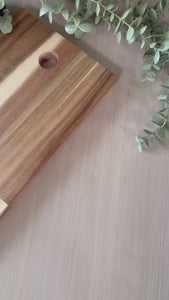 Close up video of Syncamore flat grain lime architectural grade adhesive vinyl